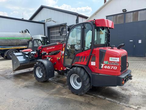 Schaffer 4670T homlokrakodó