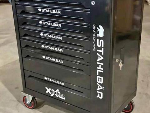 Szerszámos kocsi szerszámokkal, új, eladó