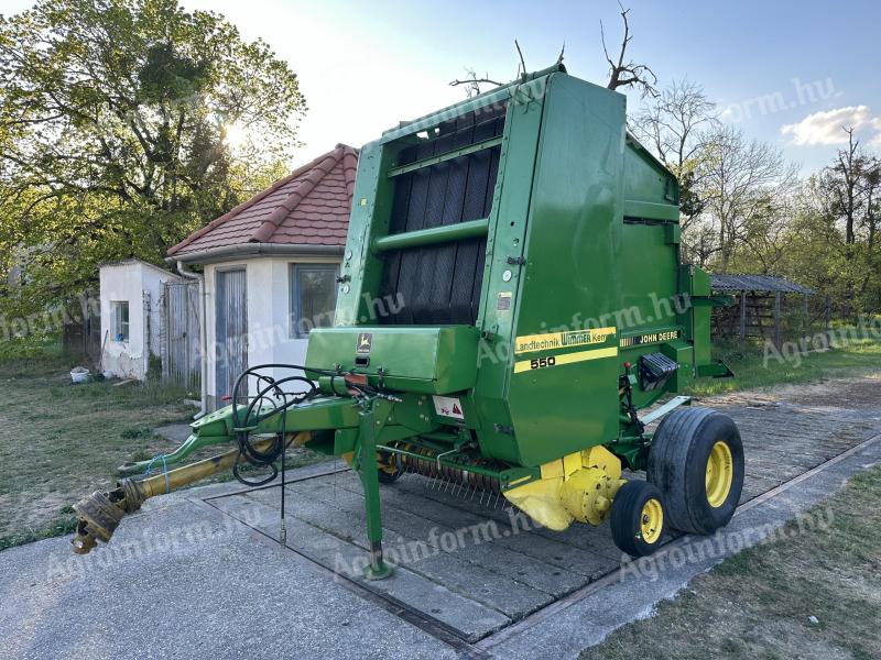 JOHN DEERE 550 körbálázó