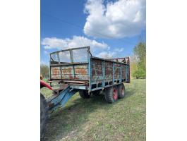 Eladó T088 trágyaszóró