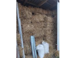 Kis kockabála széna eladó