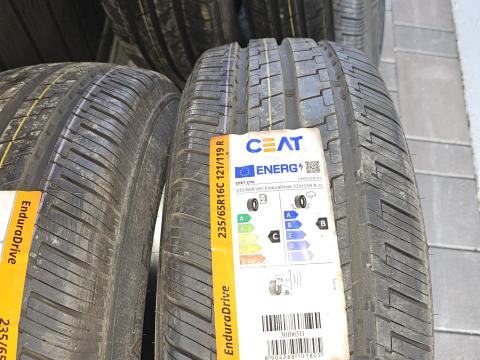 235/65R16C CEAT új nyári gumi (Pirelli termék) extra erős 121R akció