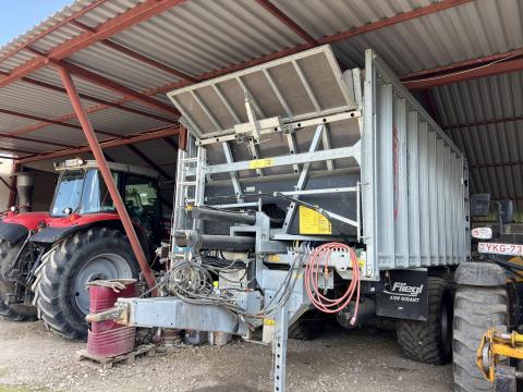 Fliegl Gigant ASW261