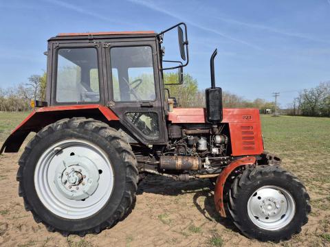 Mtz 820 traktor