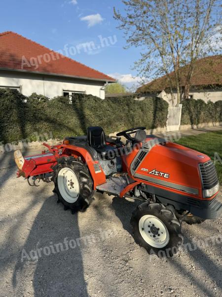 Kubota Aste-15 japán kistraktor talajmaróval!