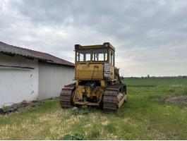 Eladó frissen karbantartott T130 dózer