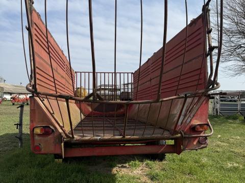 Hamster rendfelszedő pótkocsi