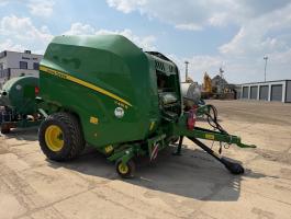 John Deere V451R bálázó,  190 óra