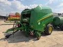 John Deere V451R bálázó, változó kamrás