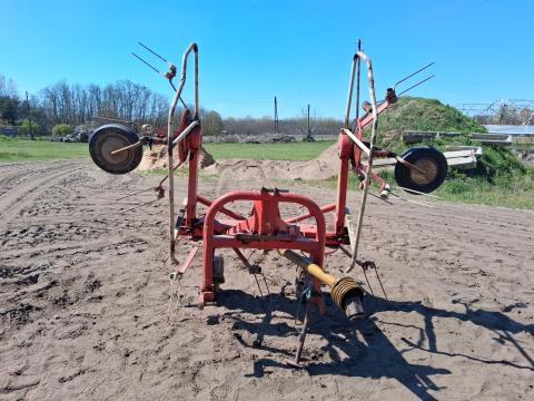 PZ Fanex 400 tip 4 méteres függesztett rendterítő rendkezelő