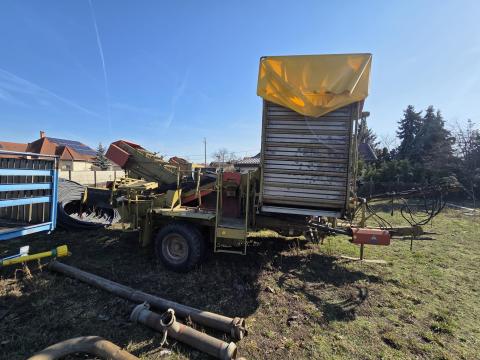 Bergmann K100 egysoros oldalszedős burgonyakombájn
