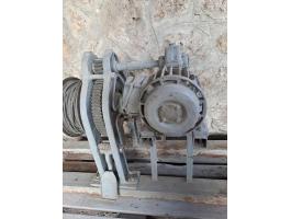 Csörlő 3 fázisú motor meghajtással