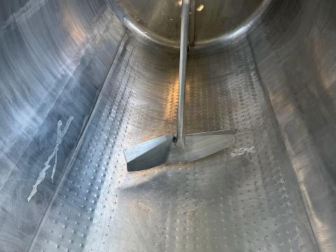 2500 L fekvő inox tartály eladó