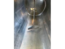 2500 L fekvő inox tartály eladó