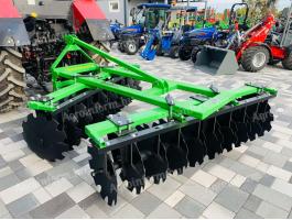 AGRIMETAL 3 m függesztett V tárcsa - csak a Royal Traktornál