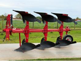 ÚJSZERŰ HELTI Pluto 3FV váltvaforgó eke