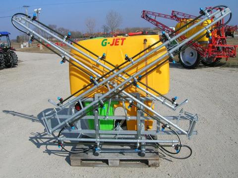 Új GJET 600L szántóföldi permetező 12-15 méter munkaszélességgel