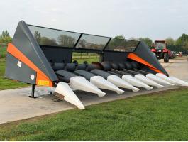 Újszerű NAS PSM-876 CS napraforgó adapter asztal