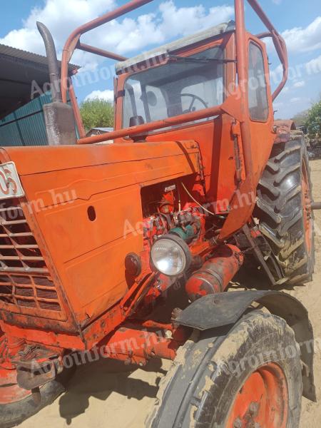 MTZ 50 munkaeszközökel