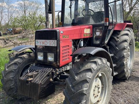 MTZ 892-es traktor
