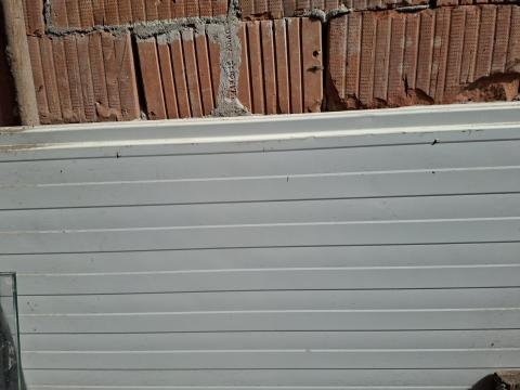 Szendvicspanel 5cm vastag 6m hosszú /2db