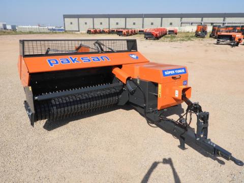 Új Paksan Süper Yunus 220E kiskocka bálázó készletről azonnal elérhető