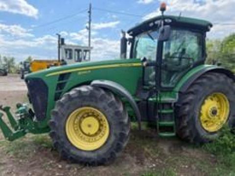 Eladó John Deere 8345 R traktor
