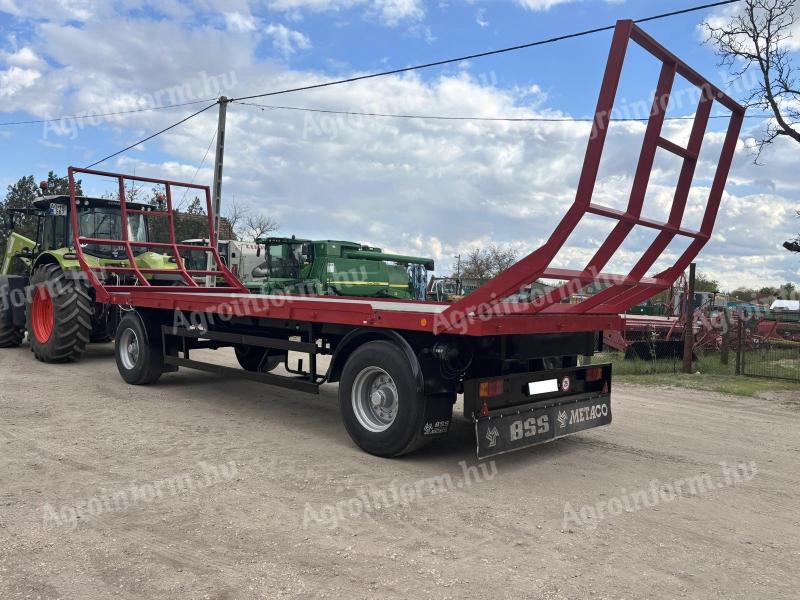 Panav bálaszállító pótkocsi