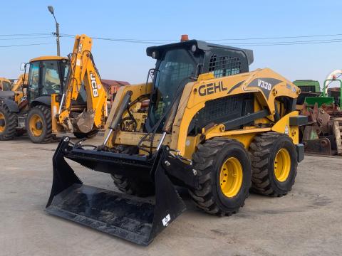 Gehl V330 minirakodó