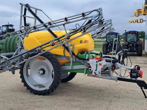Új GJET 2000 L szántóföldi permetező 15-24 méter munkaszélességgel