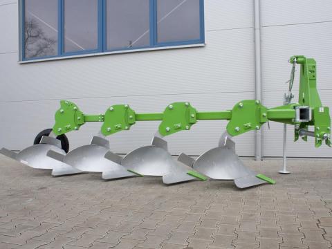 Új BOMET Libra egygerendelyes eke 25–30–35 cm fogásszélesség