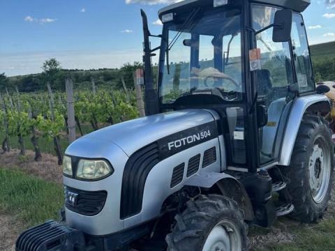 Kihasználatlanság miatt eladó egy Foton 504, 50 lóerős traktor