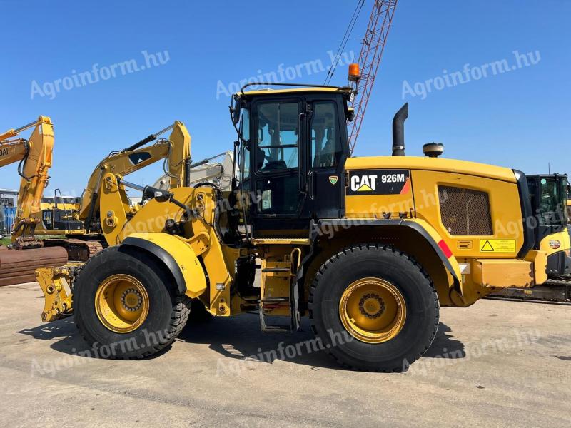 Caterpillar 926M / 2015 / 9 870 üzemóra / Lízing 20%-tól