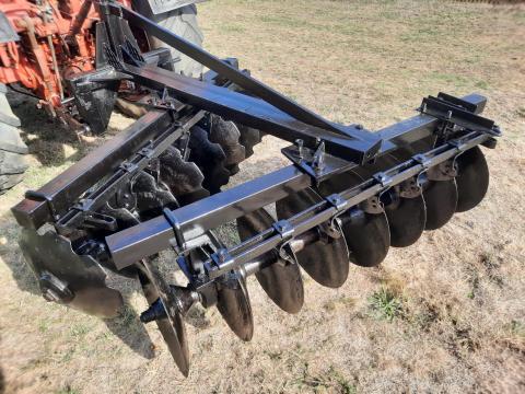 Függesztett 8 leveles tárcsa eladó