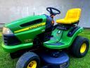 John Deere LA 120 fűnyírótraktor.22 LE