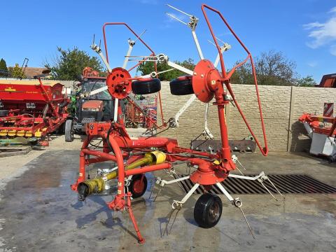 Pöttinger HIT 54 N hidraulikus rendterítő