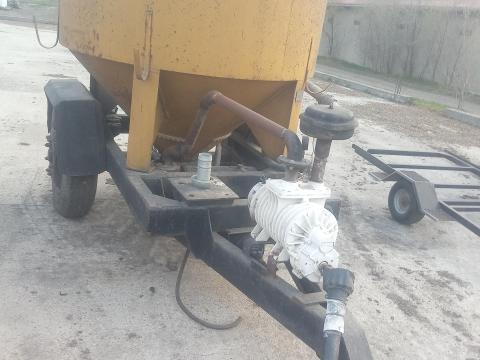 Takarmány, termény befúvó