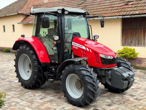 Massey Ferguson 5609 Dyna-4 traktor