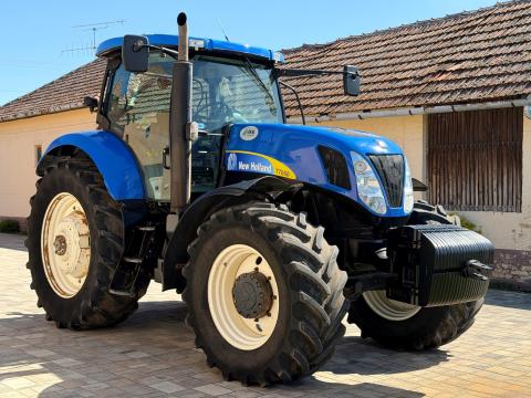 New Holland T7060 traktor