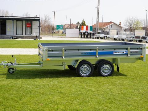 Áprilisi akcióval - új alsókerekes utánfutó (330x150x35cm) forgalomba helyezve - bruttó 874.000 Ft