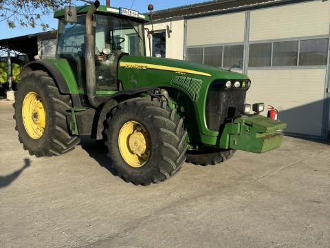 Eladó John Deere 8220