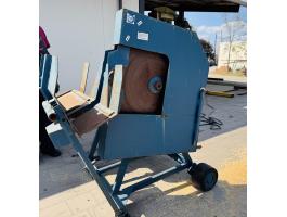 Egyedi fejlesztésű faipari körfűrész - 700 mm fűrészlap átmérő