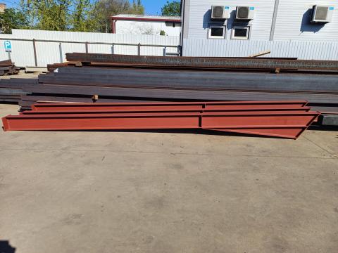 AKCIÓSAN ELADÓ!!! IPE200-as gerendából készült 3 db keretállás