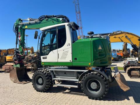 Liebherr A914 / 2017 / 8 875 üzemóra / Lízing 20%-tól