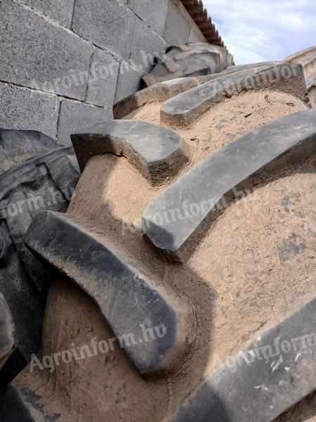 360/70 R24 1 db traktor gumi