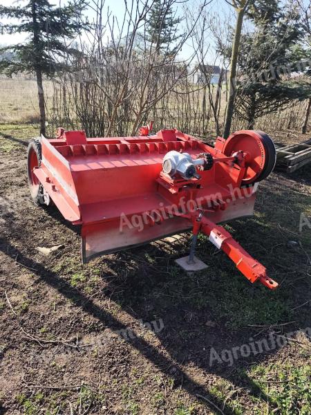 1,5 m vízszintes tengelyű vontatott szártépő,  mulcsozó eladó
