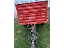 Pótkocsi traktorhoz