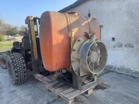 Axiál ventilátoros permetező 700 l