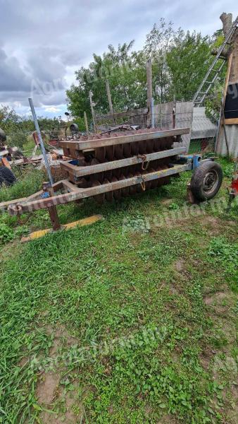 Közúton vontatható gyűrűshenger eladó