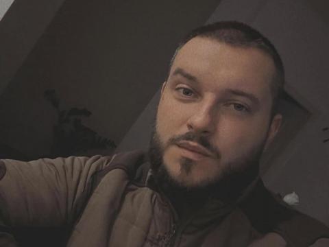 Traktoros munkàt keresek!